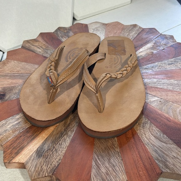 Rainbow Braidy Twist Flip flops women's size small (5.5 -6.5) - Picture 2 of 9